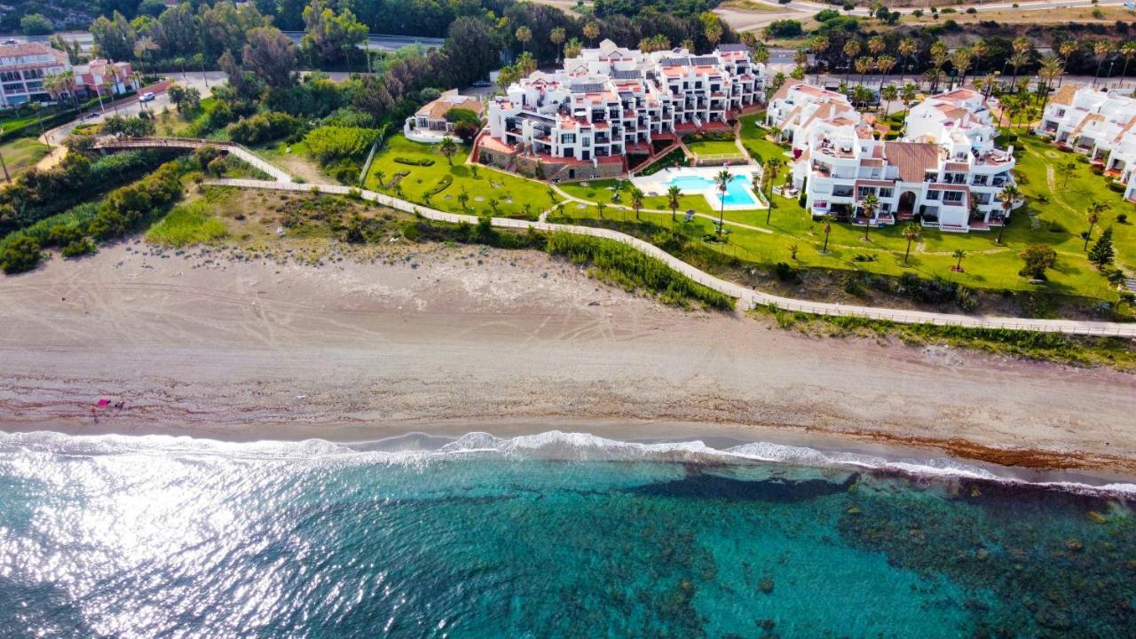 Exclusive Luxury Frontline Beach Penthouse Casares Del Mar - Estepona Exterior foto