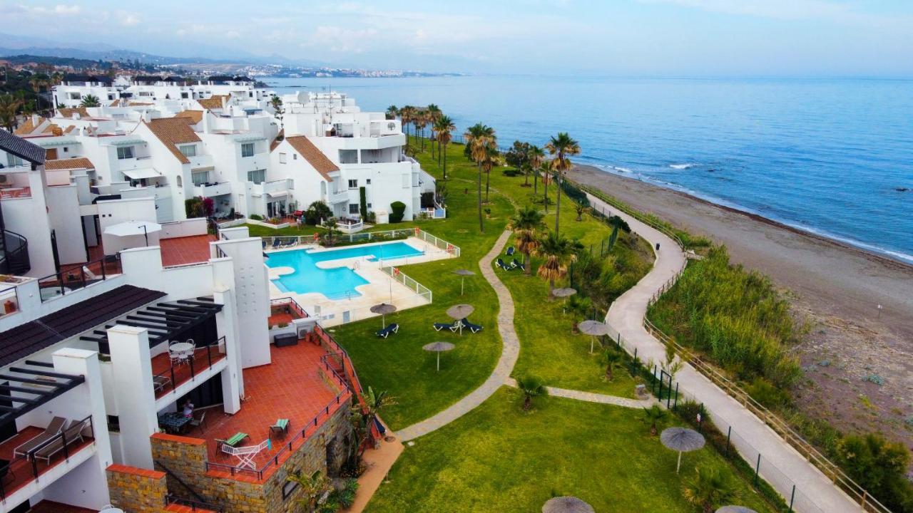 Exclusive Luxury Frontline Beach Penthouse Casares Del Mar - Estepona Exterior foto