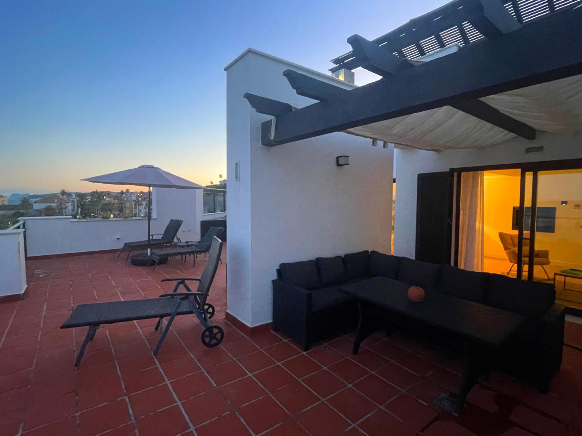 Exclusive Luxury Frontline Beach Penthouse Casares Del Mar - Estepona Exterior foto